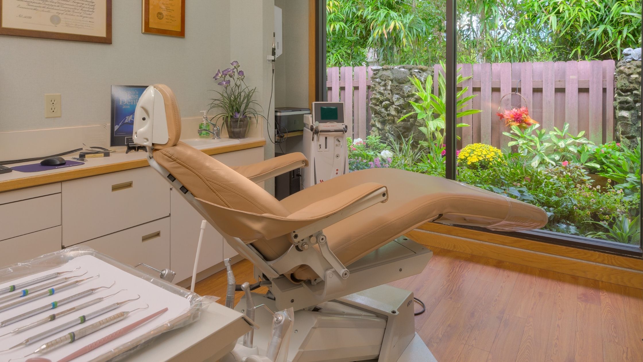 Getting Dental Implants In Ormond Beach? Here's Why Ormond Perio Is Your Best Choice